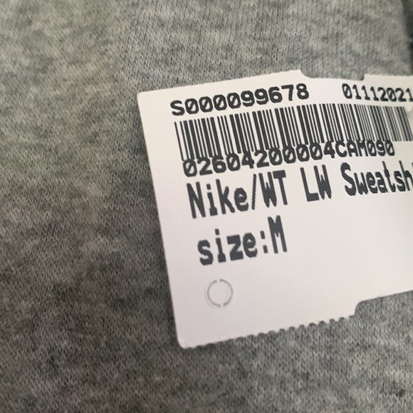 Nike sweater - Picture 2 of 3